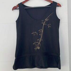 𝅺Lululemon Black Athletic Tank Top with Gold Bird Design Fits Like a Size 6